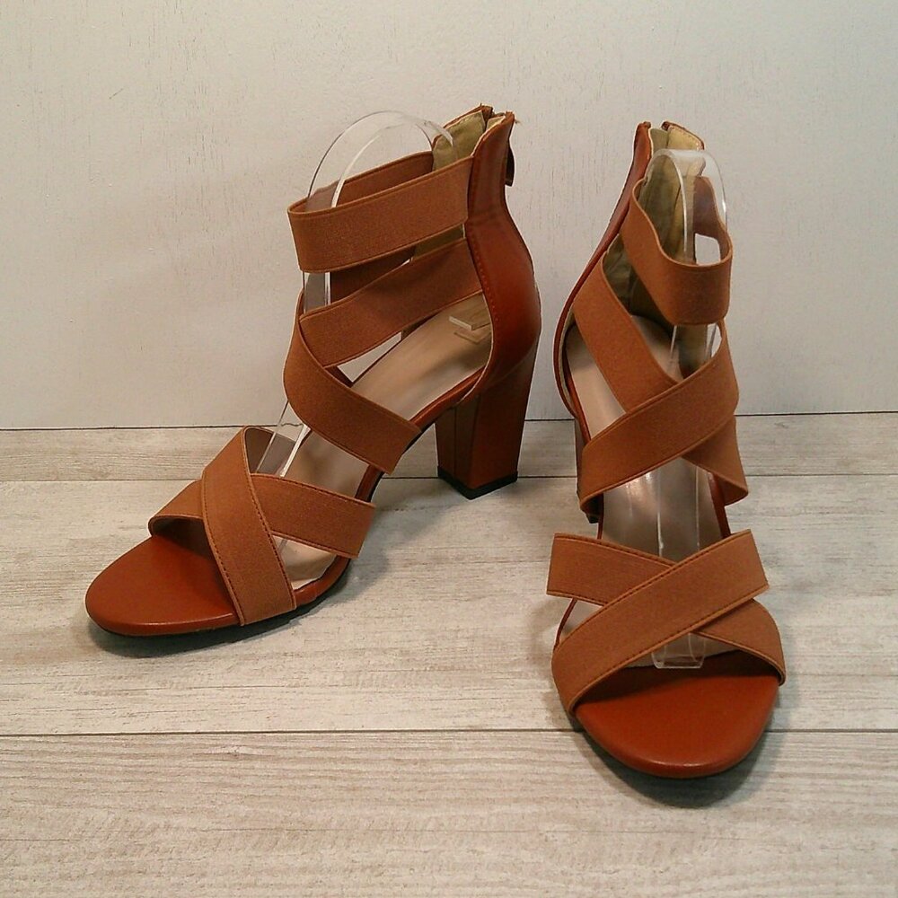 Sexy Strappy Roman style Sandals with Chucky heels Conac Brown Size 8 / 40